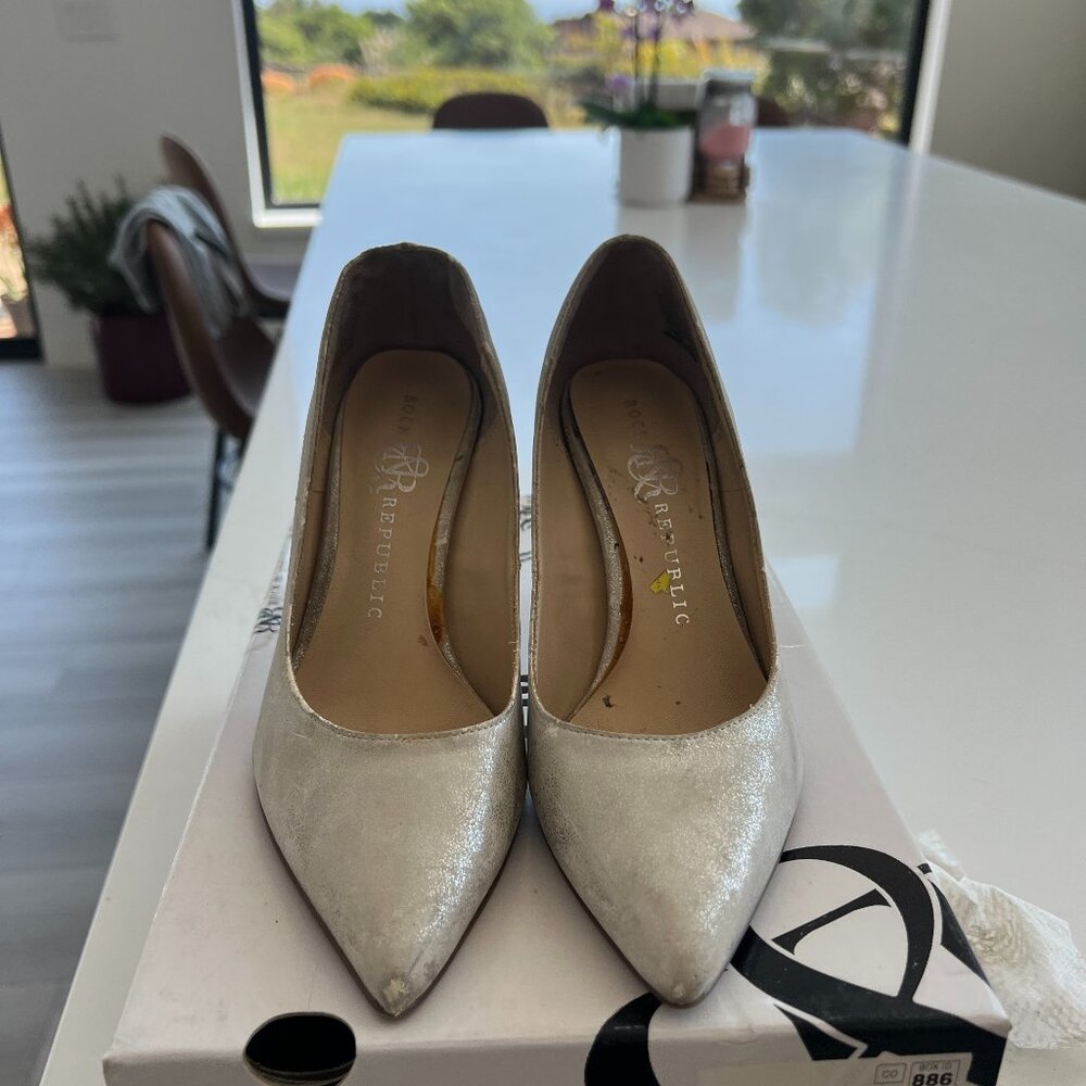 Women Pump